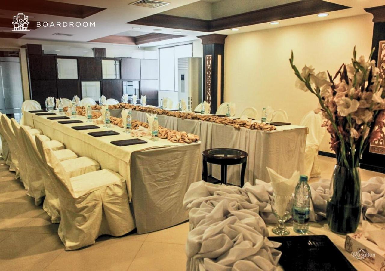 Royalton Hotel Ραβαλπίντι Εξωτερικό φωτογραφία