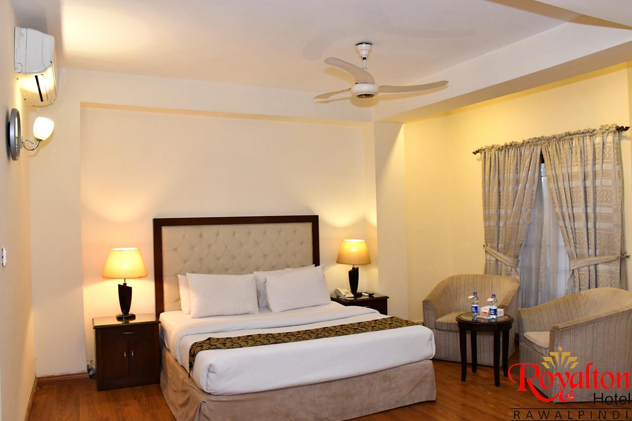 Royalton Hotel Ραβαλπίντι Εξωτερικό φωτογραφία