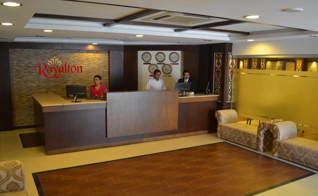 Royalton Hotel Ραβαλπίντι Εξωτερικό φωτογραφία